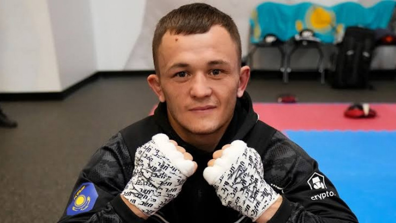 Казахстанец Бекзат Алмахан исключен из UFC