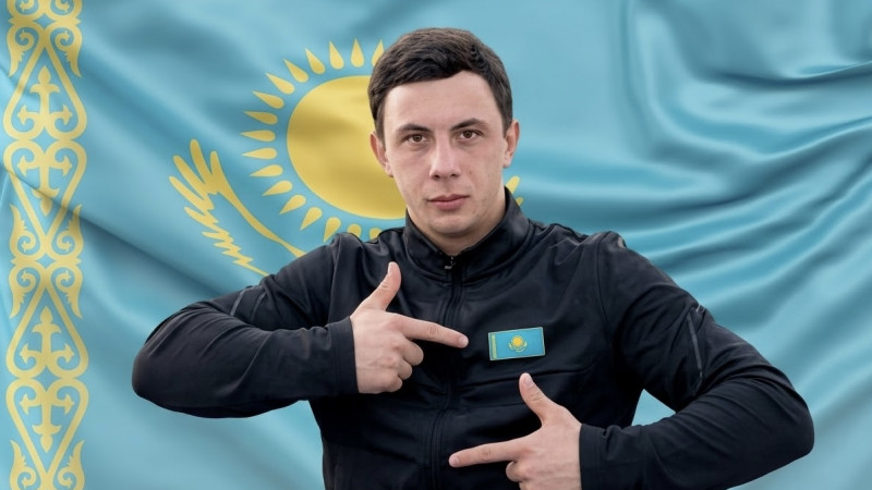 Данил Устинов қол күрестен алтын медаль иеленді