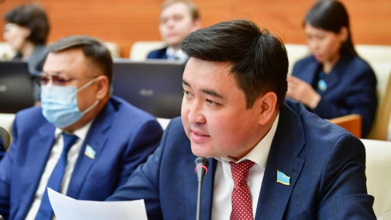 Депутат: Қазақстандағы 709 мектепте спорт залы жоқ