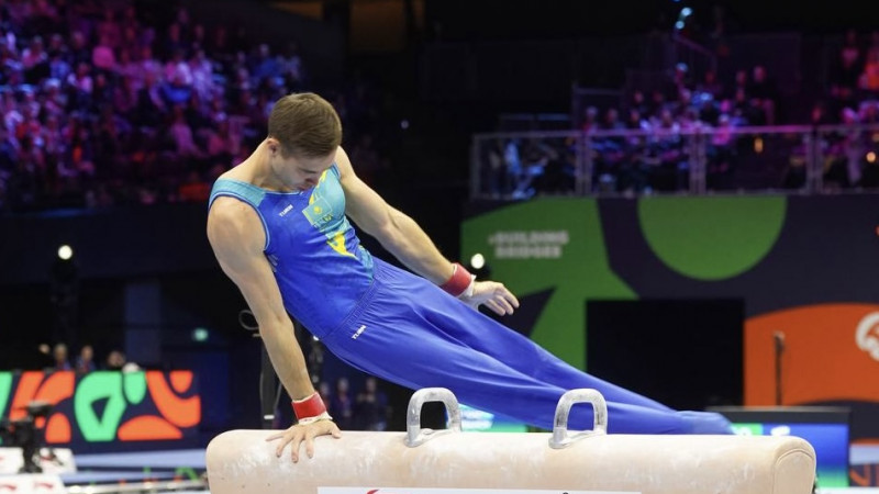 Нариман Құрбанов әлем чемпионатында қолаға қол созым жерде сүрінді