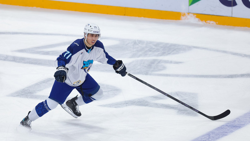 Самат Данияр Құрлықтық хоккей лигасында 250-ші матч өткізді