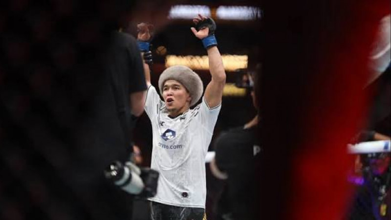 Асу Алмабаев UFC-дің үздік бестігіне енді