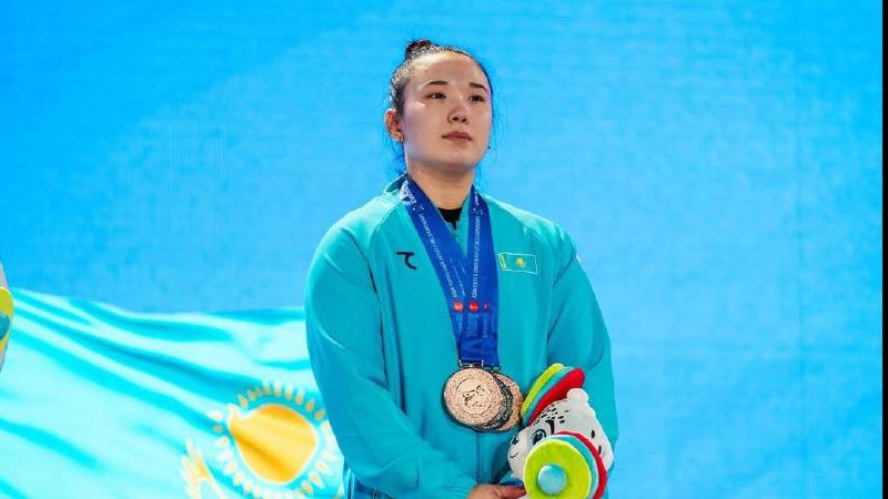 Аянат Жұмағали ауыр атлетикадан Азия чемпионатында қола алды