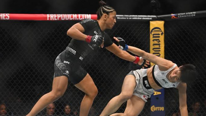 UFC 332 турнирінің басты жекпе-жегінде жаңа чемпион анықталды