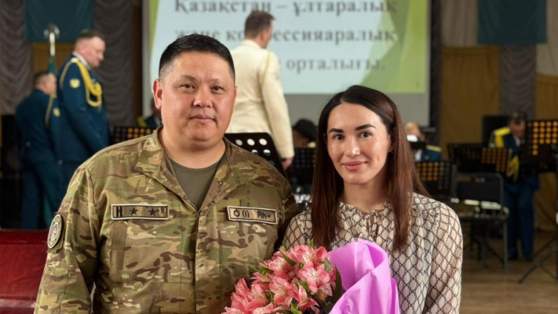Әбиба Әбужақынова Ұлттық ұлан әскери қызметшілерімен кездесті
