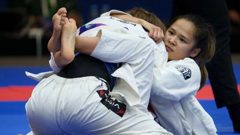 Джиу-джитсудан  Жібек Құлымбетова Ислам ойындарында күміс медаль алды