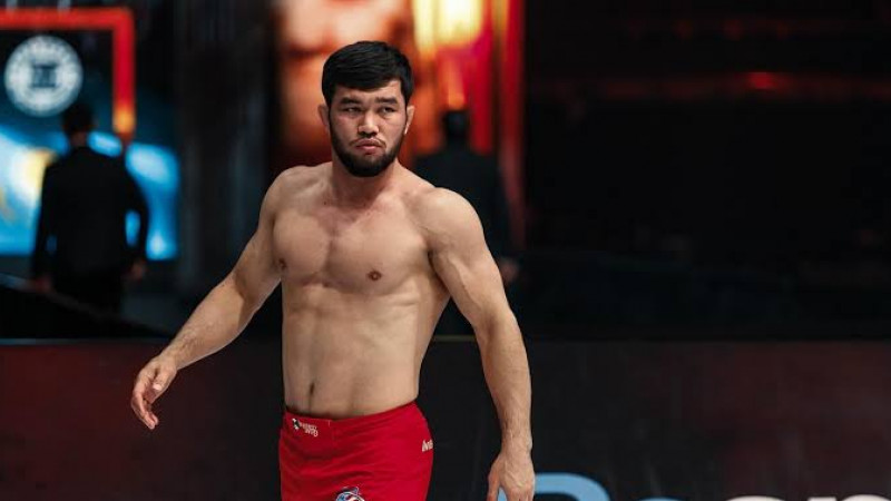 Қазақстандық файтер UFC BJJ-де тарихи дебют жасайды