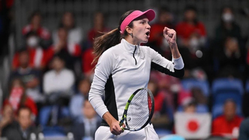 Қазақстанның бірінші ракеткасы камбэкпен ширек финалына шықты