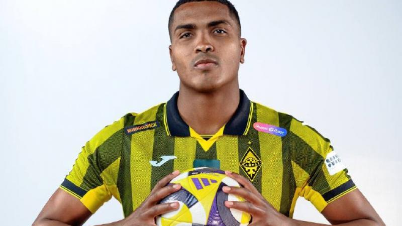 Аман Қонысбеков техникалық нокаутпен жеңіске жетті