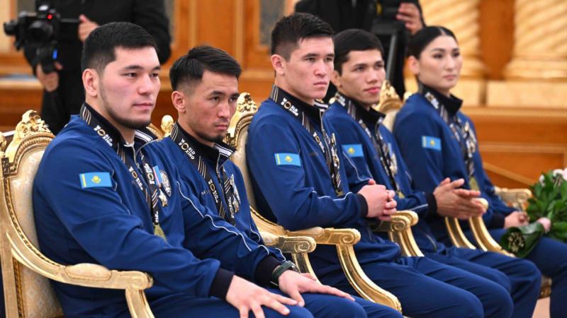 Ел президенті Қасым-Жомарт Тоқаев бокстан әлем чемпионатының жүлдегерлерін қабылдады
