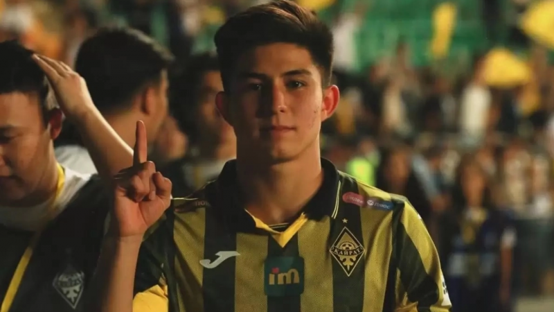 Дастан Сатпаев «Челси» құрамына қосылды