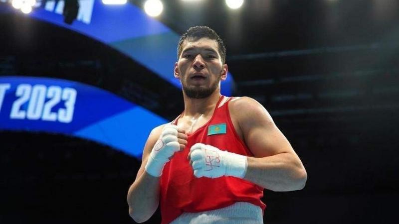 Әлем чемпионы Нұрбек Оралбай айқын жеңіске жетті