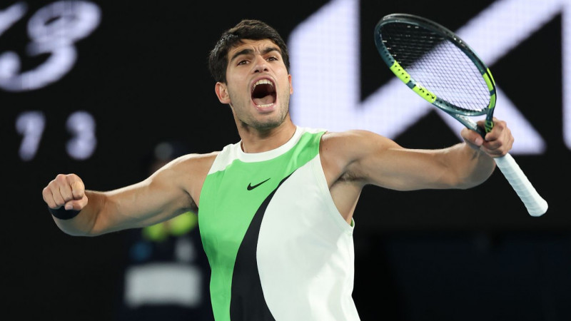 Australian Open-нің ерлер бәсекесінде кім жеңіске жетті?