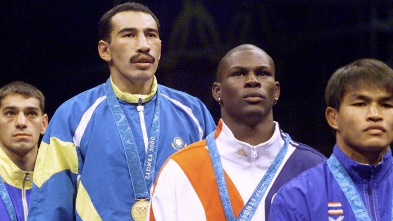 Сидней Олимпиадасының чемпионы Ермахан Ибраимовтың турнирі неге қыздардың арасында ғана өтеді?