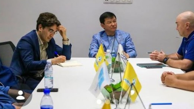Сыннан кейін «Астана» футбол орталығы бапкерлерімен кездесті