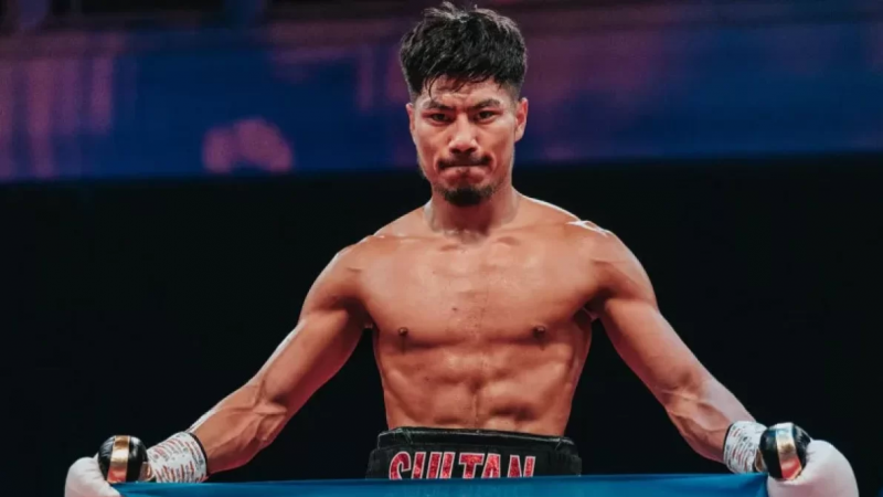 Әлем чемпионы Севон Окадзава қазақ боксшысынан жеңілгені жайлы пікірін білдірді