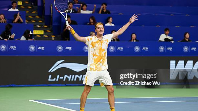 Александр Шевченко Аустралия турнирінде екінші айналымға жолдама алды