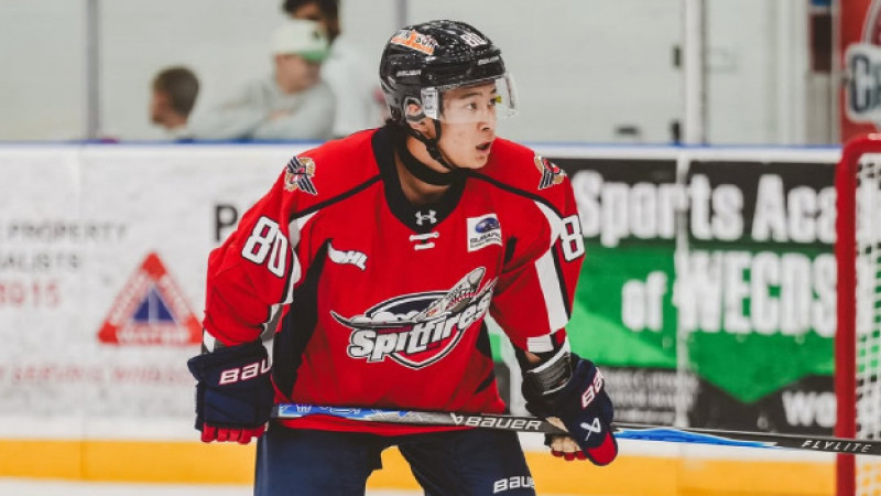 17 жасар қазақ хоккейшісі канадалық клубтың жеңісіне үлес қосты