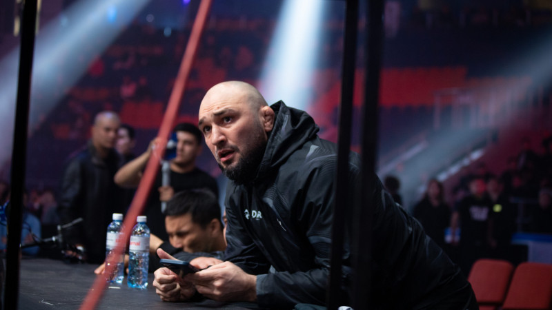 Шавкат Рахмоновтың бапкері титулдық жекпе-жек туралы айтты