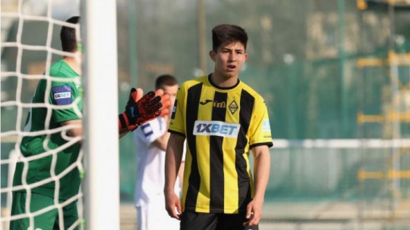 Бокстан 12 мамыр күні Азия чемпионатында кімдер шығады?
