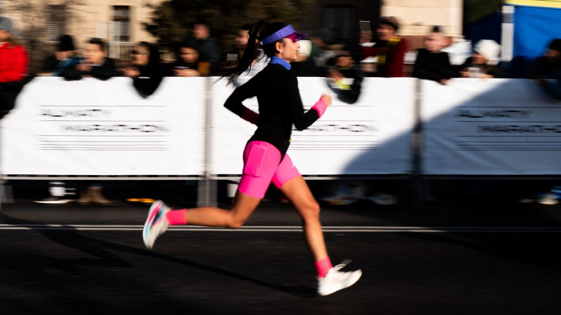 Алматыда жүгіруден City Run бұқаралық жарысы  өтті