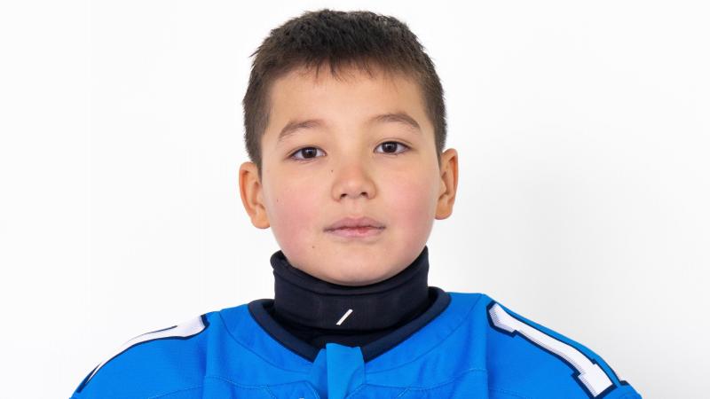 13 жастағы қазақстандық америкалық хоккей академиясымен келісімшартқа отырды