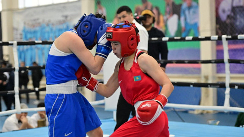 Бокстан Азия чемпионатында екі отандасымыз жартылай финалға өтті