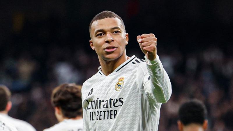 «Қайрат» өз алаңында ірі жеңіліске ұшырады