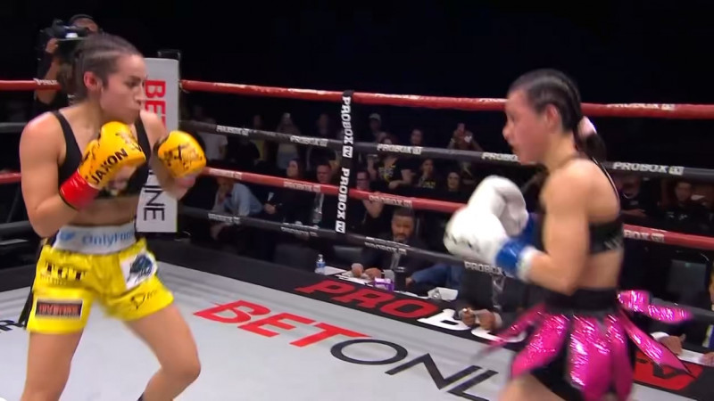 19 жастағы боксшы нокауттан кейін комаға түсті