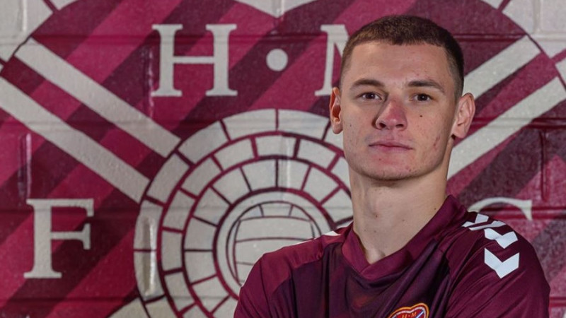  «Хартс» Ислам Чесноковты екінші ойын қатарынан негізгі құрамға қосты 