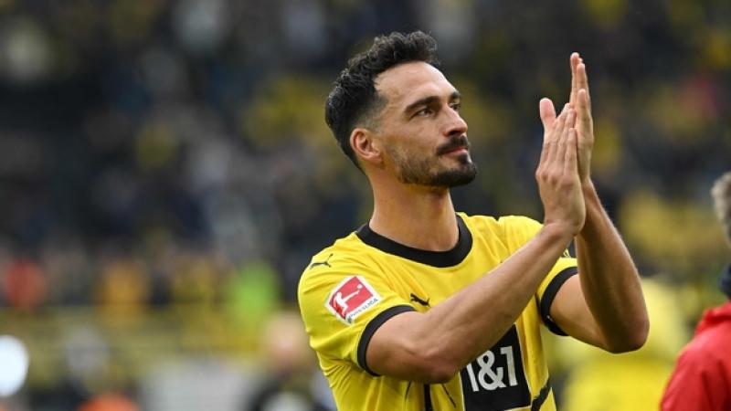 Хуммельс признан лучшим игроком сезона в Лиге чемпионов