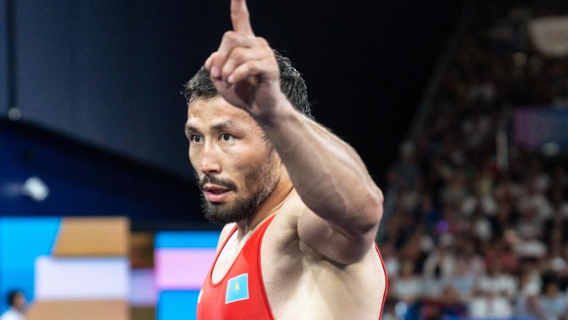 Демеу Жадраев әлем чемпионатының алғашқы айналымынан өтті