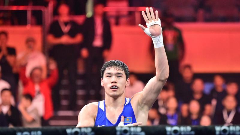 Сабыржан Аққалықов Еуропа чемпионын жеңіп, Әлем кубогында топ жарды