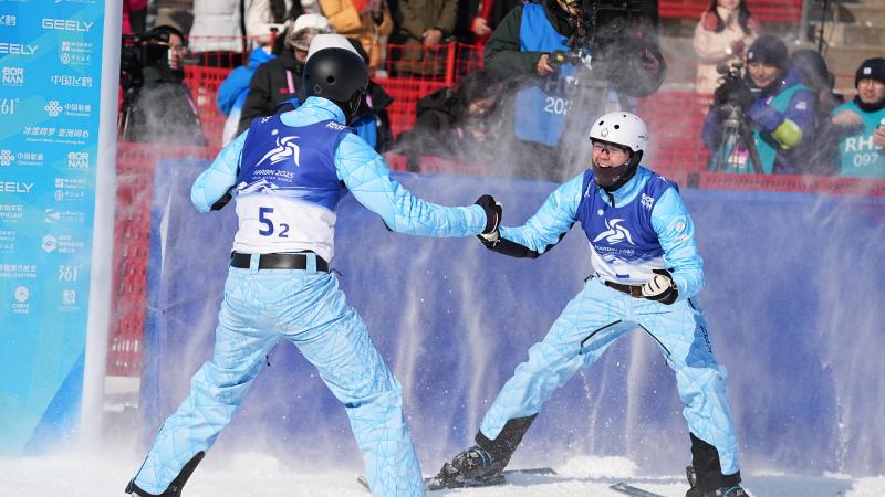 Хоккейден ҚХЛ-да плей-оффқа шыға алмаған 2 клуб белгілі болды