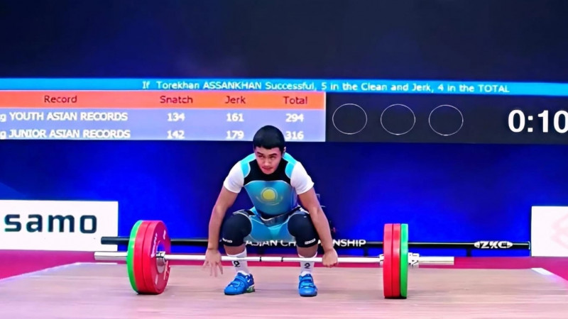 Төрехан Асанхан ауыр атлетикадан Азия чемпионатында күміс алды