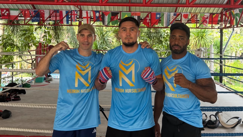 Жеңілмеген қазақстандық боксшы әлем чемпионы атағына таласады