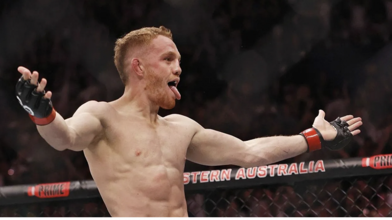 UFC кешінің басты жекпе-жегі белгілі болды