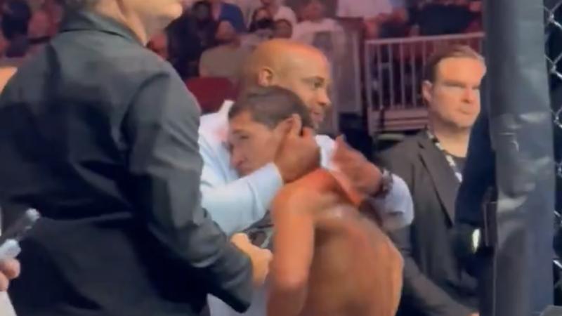 Даниэль Кормье Әліби Ыдрысқа UFC 319-дан кейін қолдау білдірді