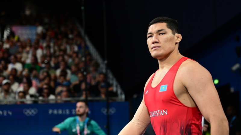 Қолда тұрған жүлдеден айырылған балуан, Әлішердің алғашқы жүлдесі: грек-рим күресінен кімдер чемпион атанды?