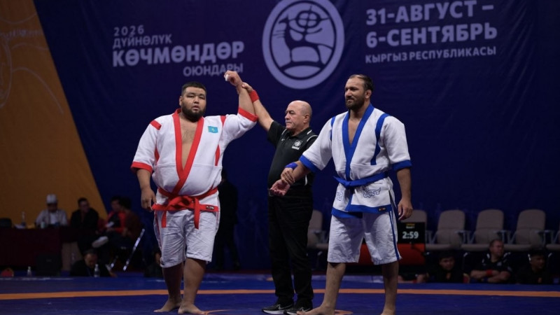 Қазақстандық қос балуан қазақ күресінен күміс медаль жеңіп алды
