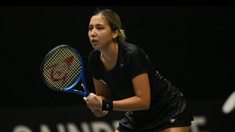 Зарина Дияс ширек финалда Сакацумеге есе жіберді