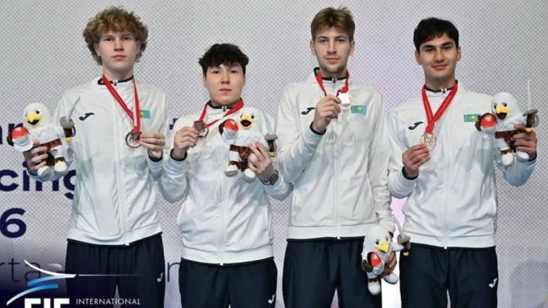 Қазақстандық шпажшылар Азия чемпионатында қола медаль жеңіп алды