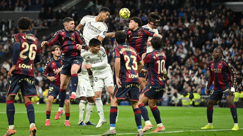 «Реал» жаңа бас бапкермен жеңіске жетті