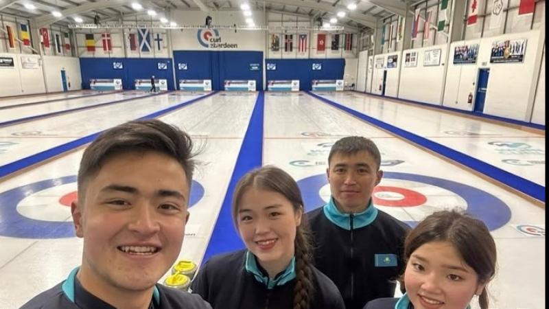 Әлем чемпионы атанған Оразбек Асылқұлов марапатталды