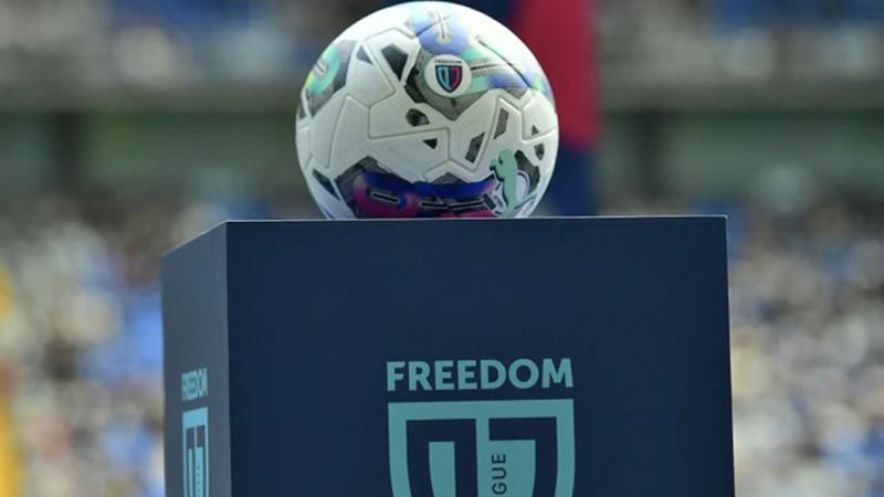 Футболдан Freedom QJ League үздіктерді марапаттайды