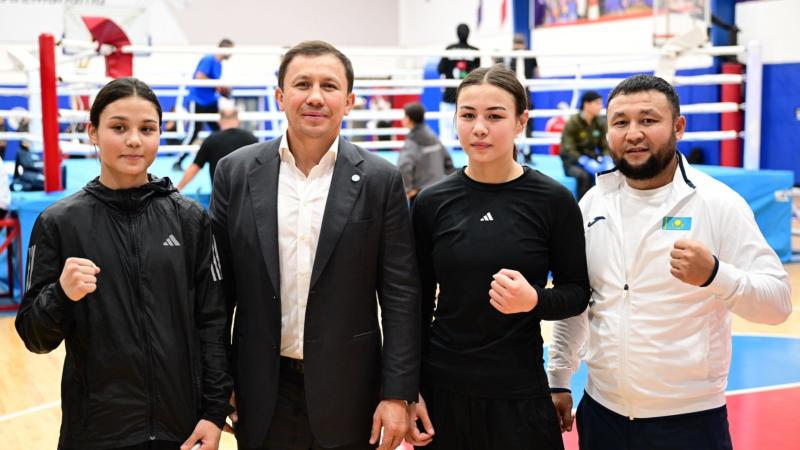 Геннадий Головкин Бахрейнге  барды